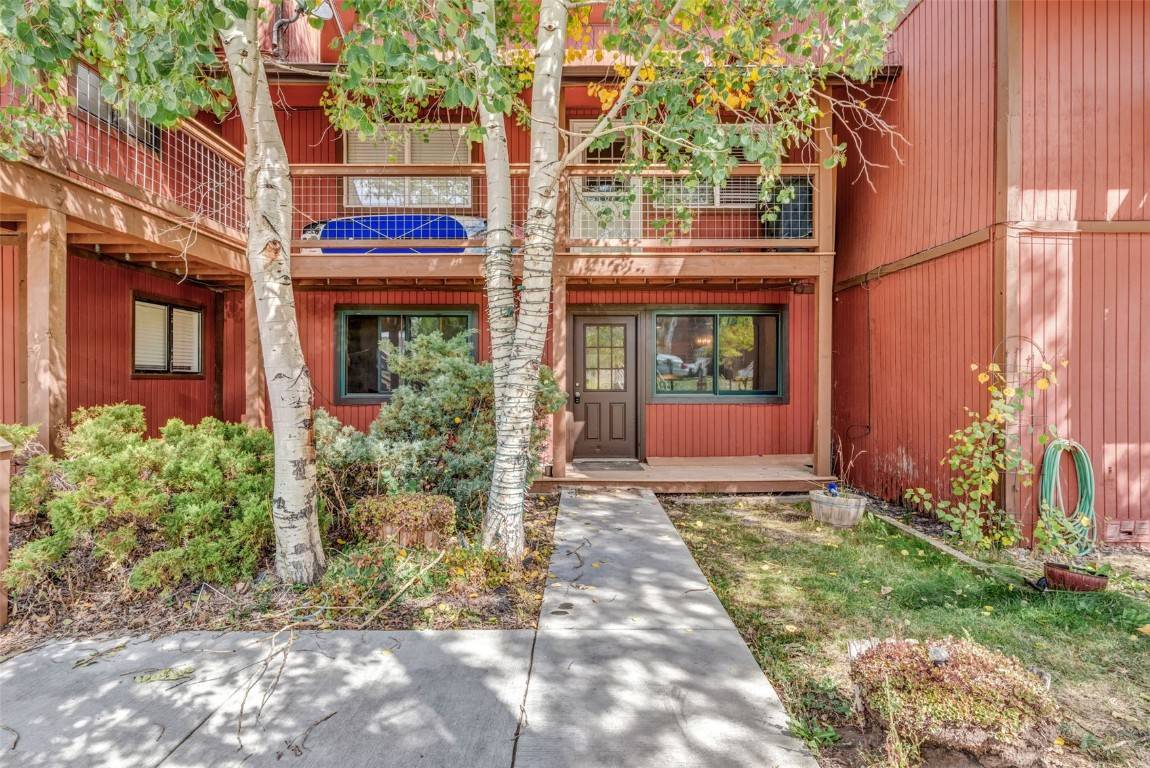 Oak  Creek, CO 80467,23800 County Road 16 #202