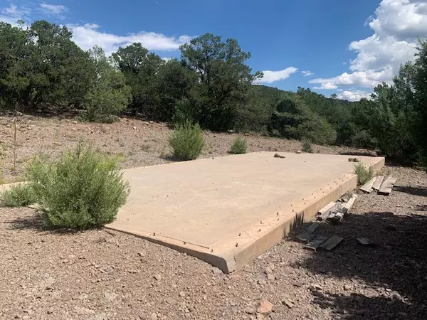 Hillside, CO 81232,188 Looters LN