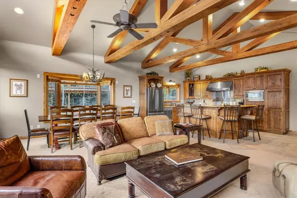 2137 Overlook LN #104, Steamboat Springs, CO 80487