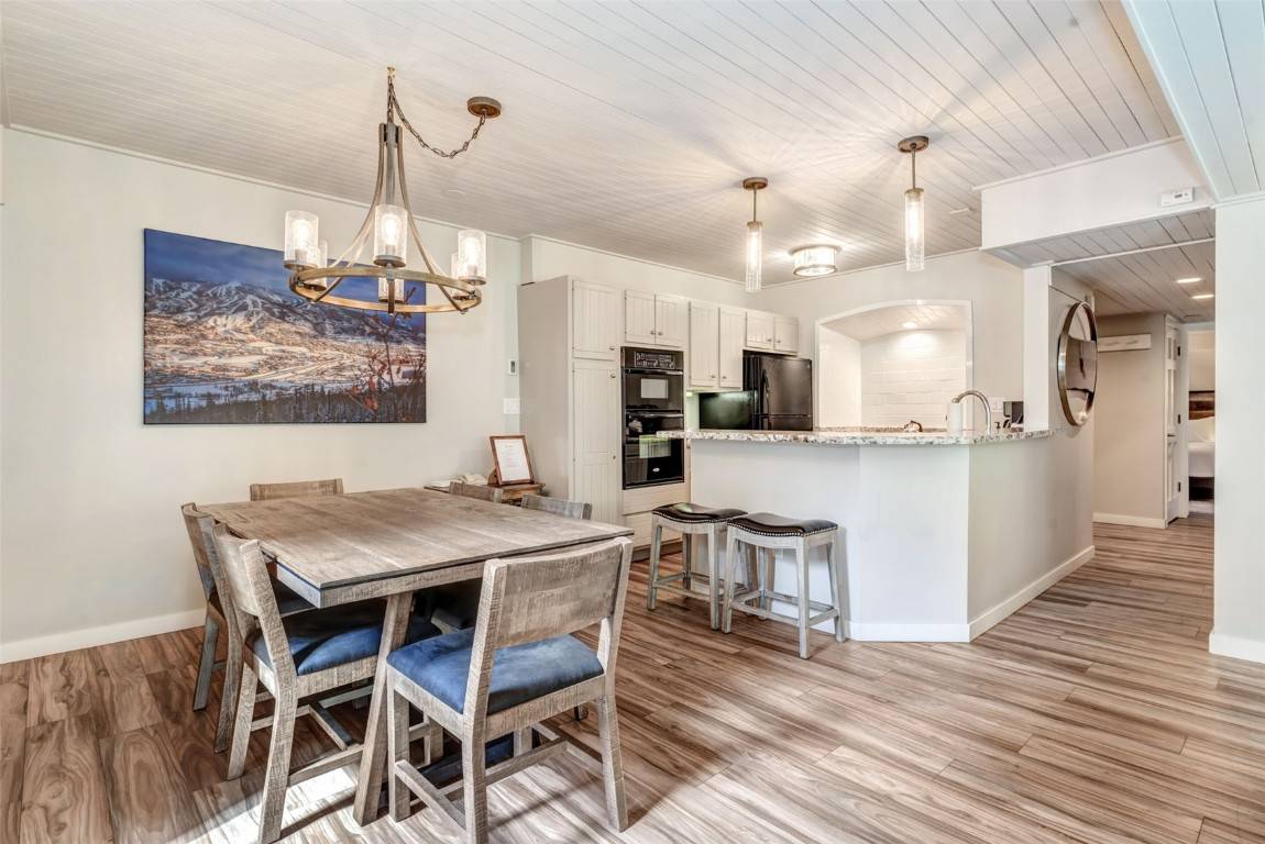 Steamboat  Springs, CO 80477,2286 Apres Ski WAY #105