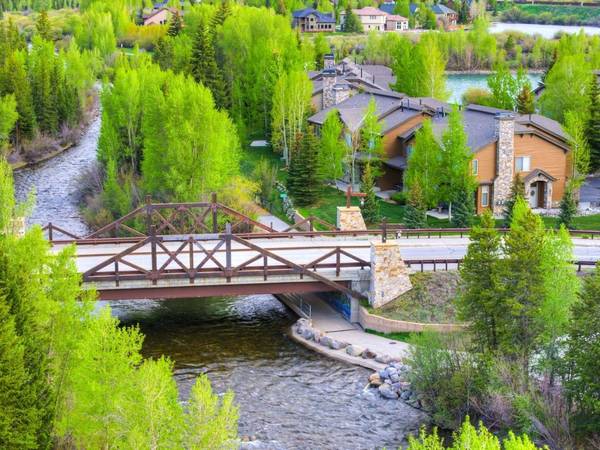 180 Robin DR #180, Silverthorne, CO 80498