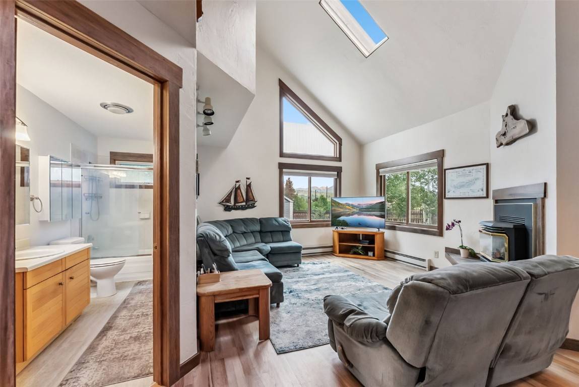 Dillon, CO 80435,369 Cartier CT
