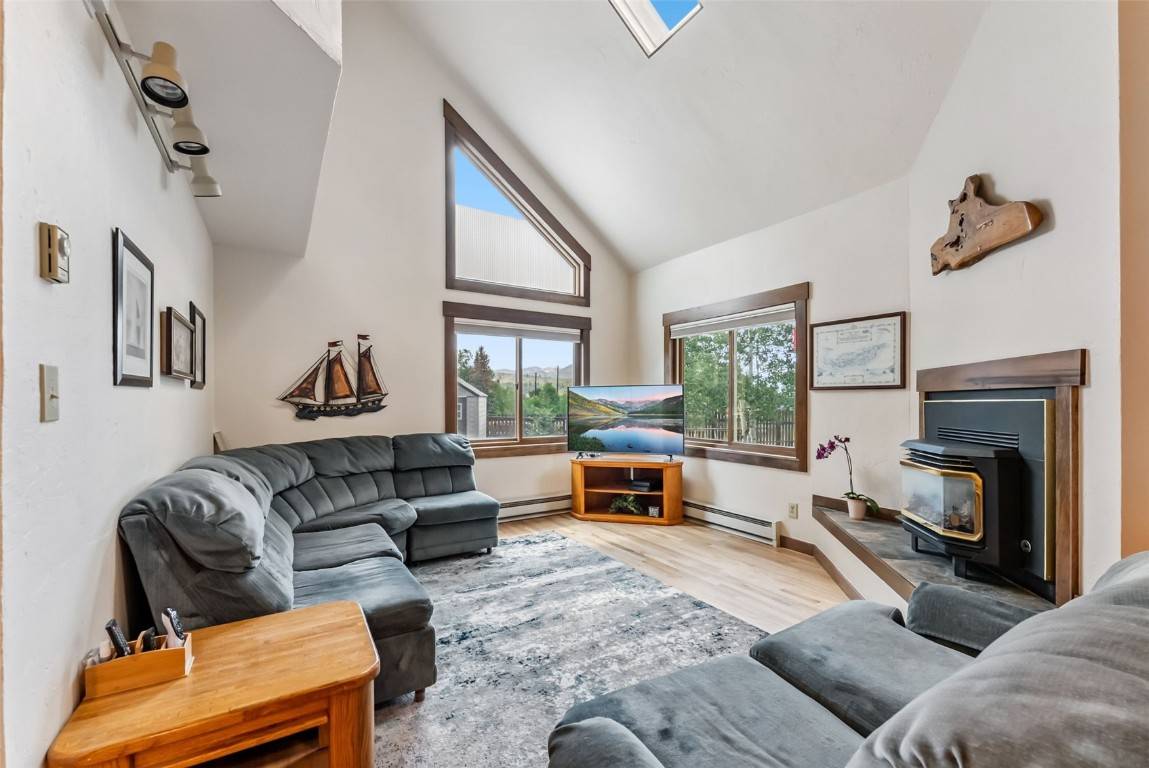 Dillon, CO 80435,369 Cartier CT