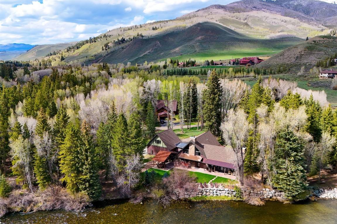 Silverthorne, CO 80498,44 Maverick WAY