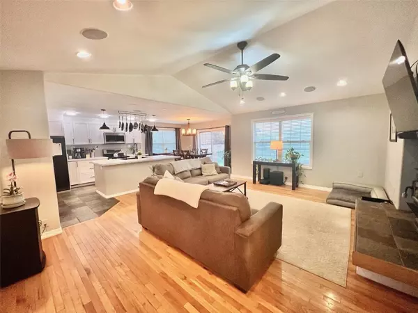 Oak  Creek, CO 80467,158 Oak Ridge CIR