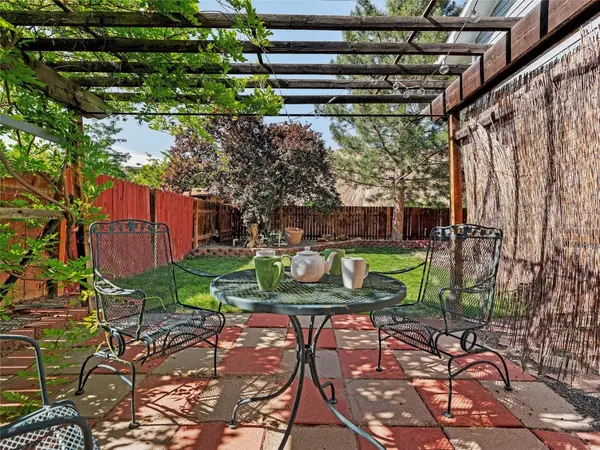 Palisade, CO 81526,512 Crawford LN