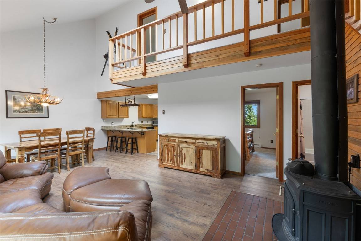 Silverthorne, CO 80498,132 Burgundy CIR #132