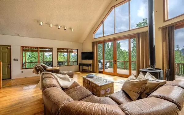 Silverthorne, CO 80498,326 Springbeauty DR