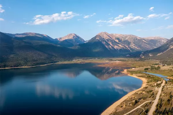 Twin  Lakes, CO 81251,5585 Highway 82