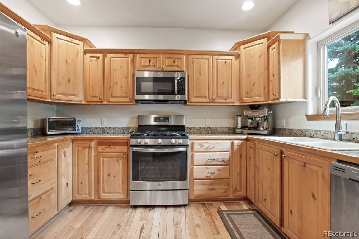 Steamboat  Springs, CO 80487,3035 Chinook LN