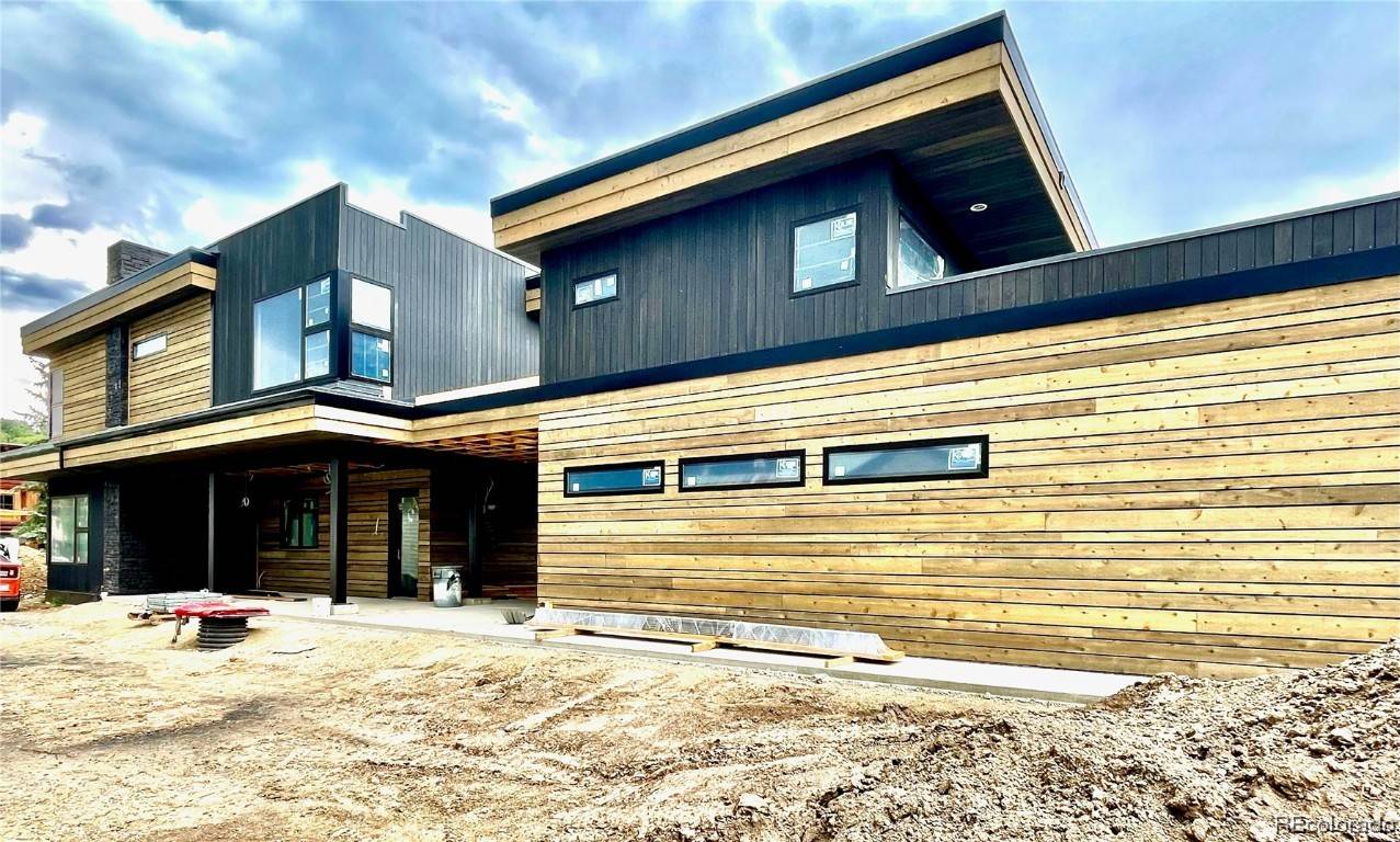 Steamboat  Springs, CO 80487,580 Larimer ST