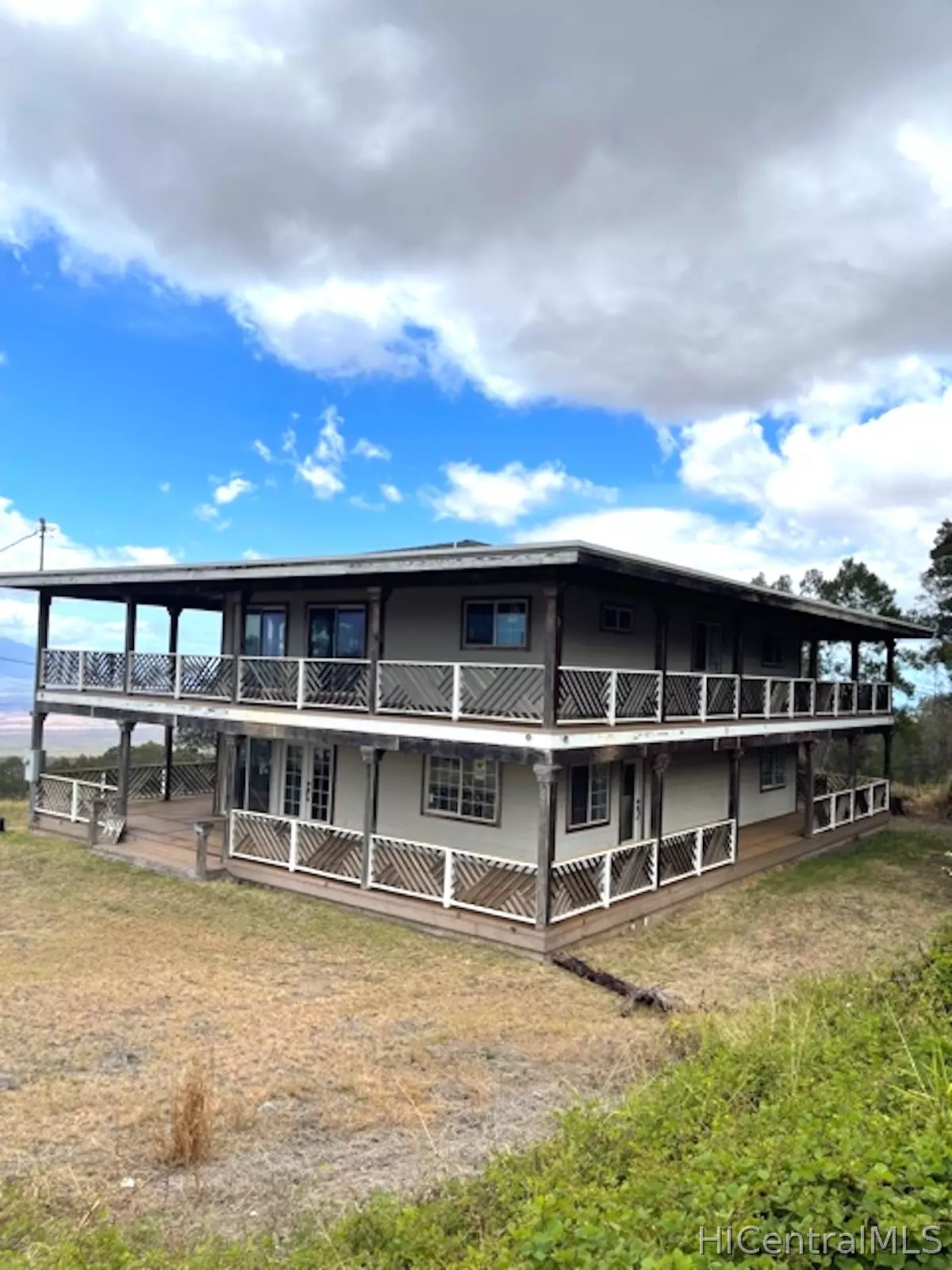 Kula, HI 96790,144 Puuala ST