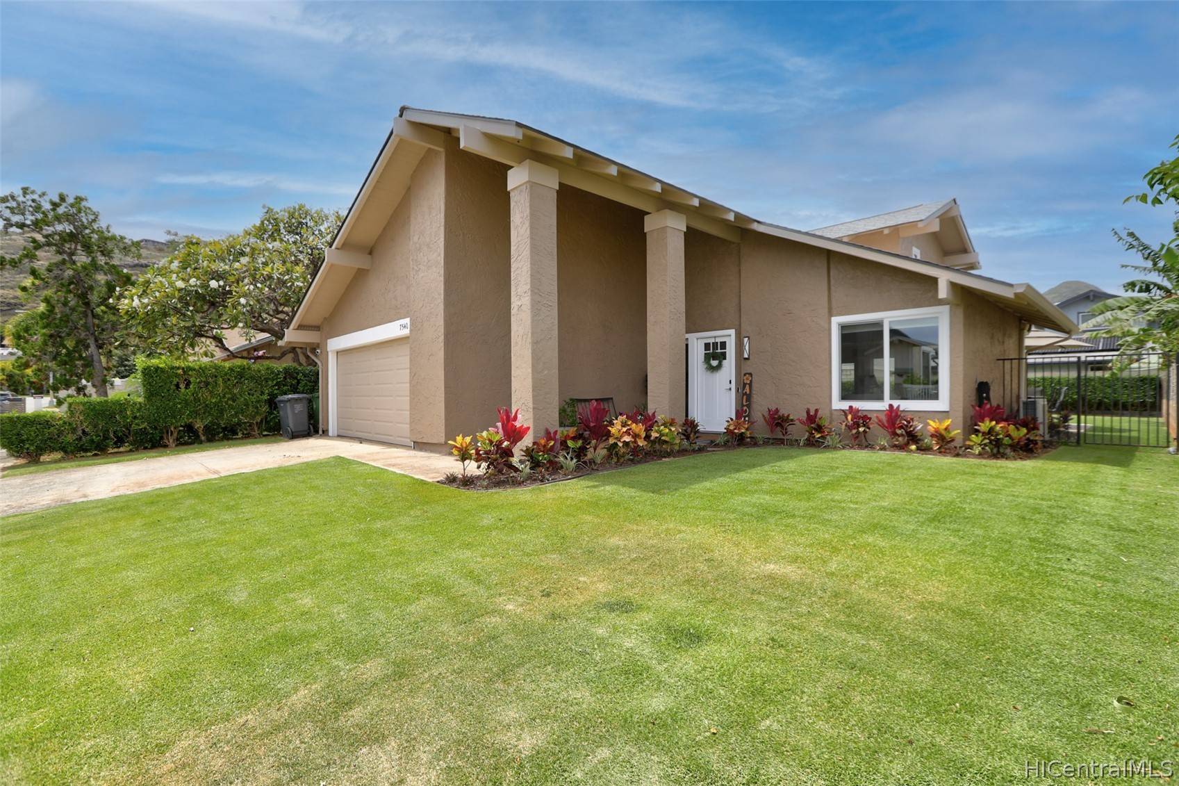 7540 Mokunoio PL, Honolulu, HI 96825