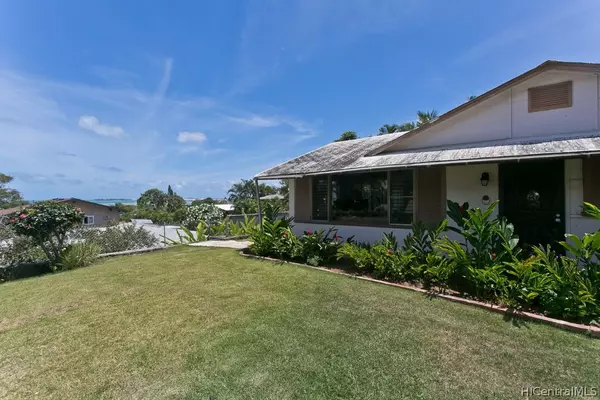 44-131 Bayview Haven PL, Kaneohe, HI 96744