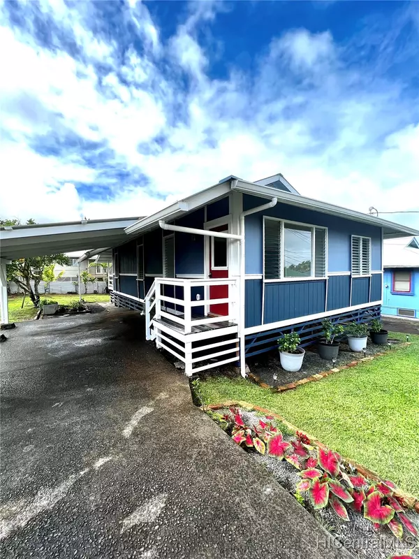 27-214 C RD, Papaikou, HI 96781