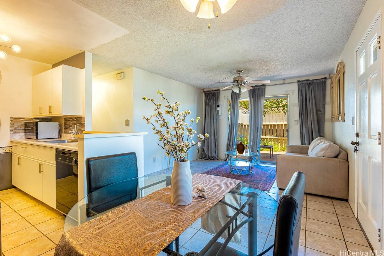 140 Uwapo RD #8-102, Kihei, HI 96753
