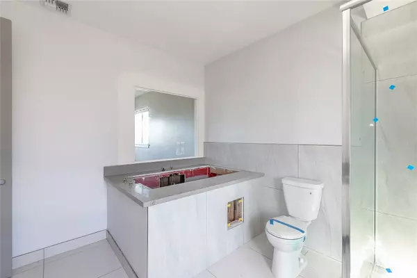 Waianae, HI 96792,84-674 Farrington HWY #1