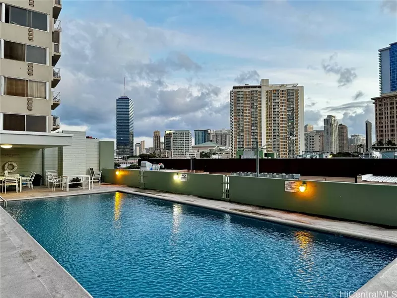 1610 Kanunu ST #702, Honolulu, HI 96814