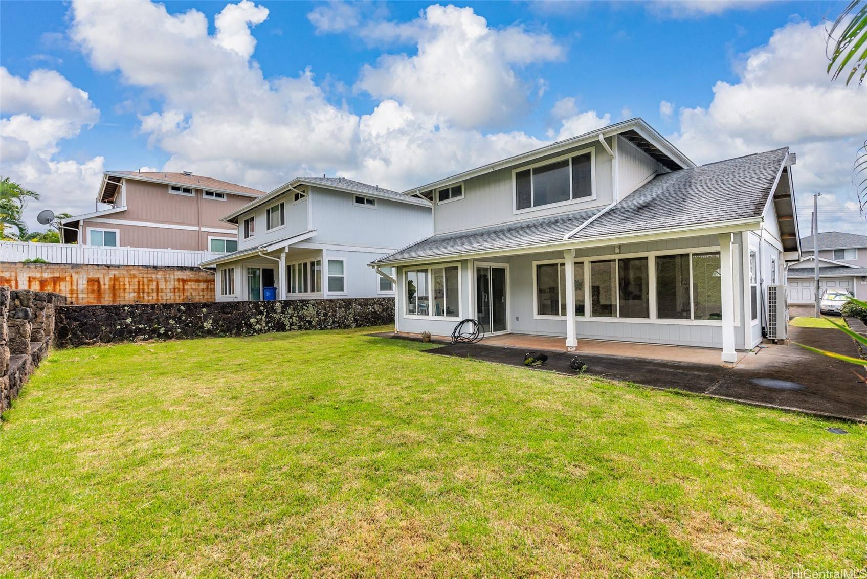 98-2045 Kaahumanu ST #G, Aiea, HI 96701