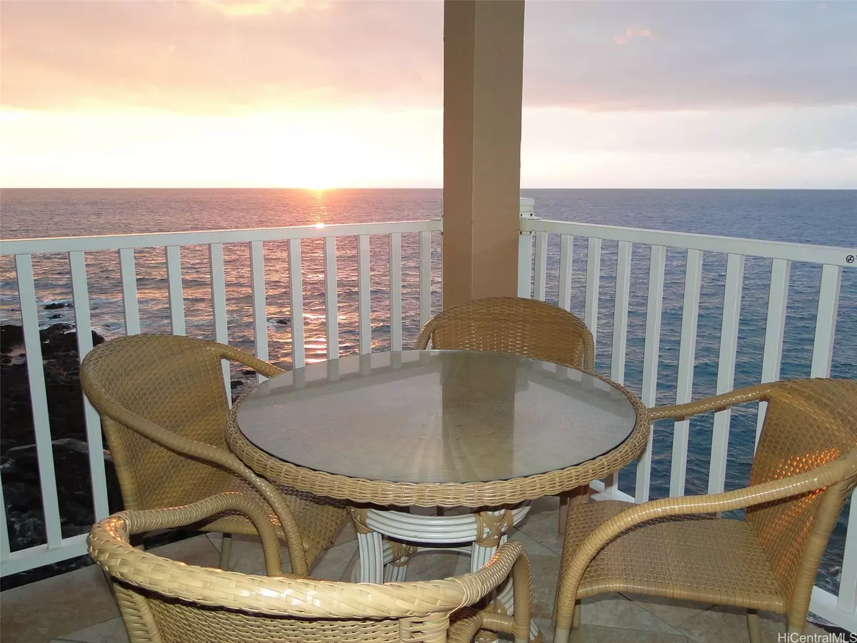 Kailua Kona, HI 96740,75-6002 Alii DR #4211