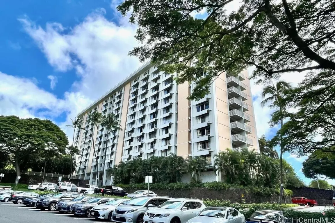 Honolulu, HI 96817,1511 Nuuanu AVE #426