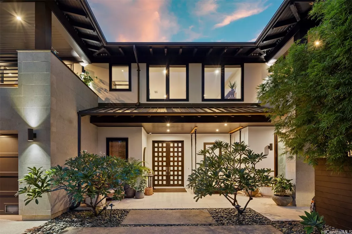 Honolulu, HI 96816,4620 Kahala AVE