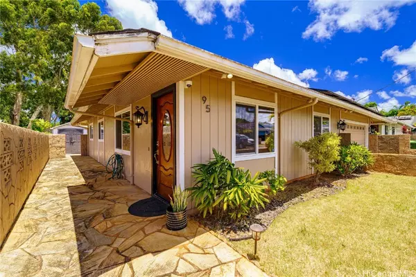 95 Iho Iho PL, Wahiawa, HI 96786