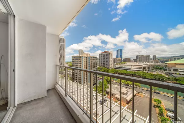 Honolulu, HI 96815,400 Hobron LN #1410