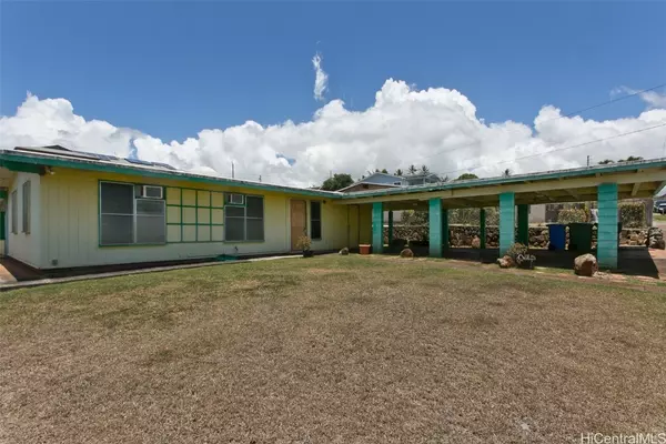 99-504 Halawa Hts RD,  Aiea,  HI 96701