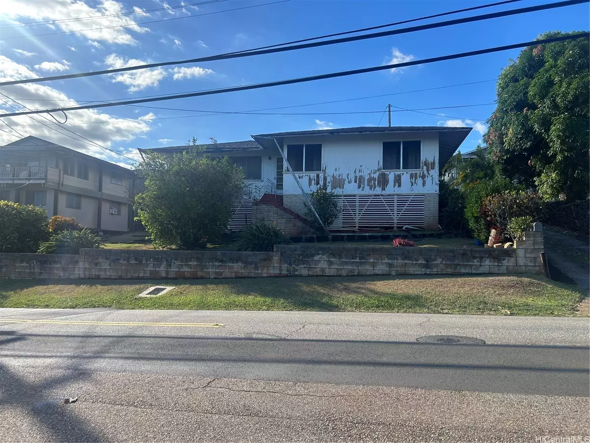 Honolulu, HI 96817,2252 Aulii ST