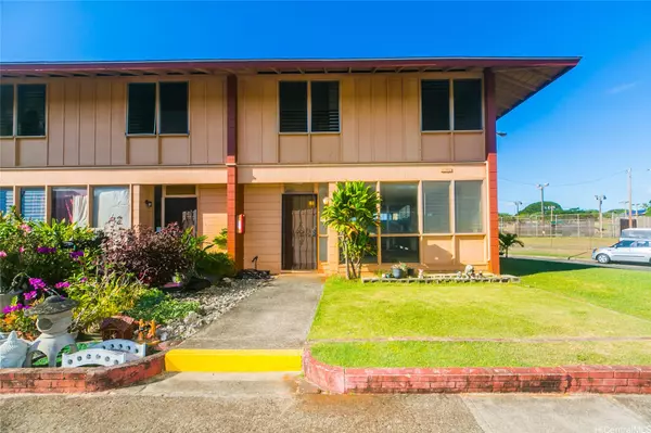 1345 Kipaipai ST #17D, Pearl City, HI 96782