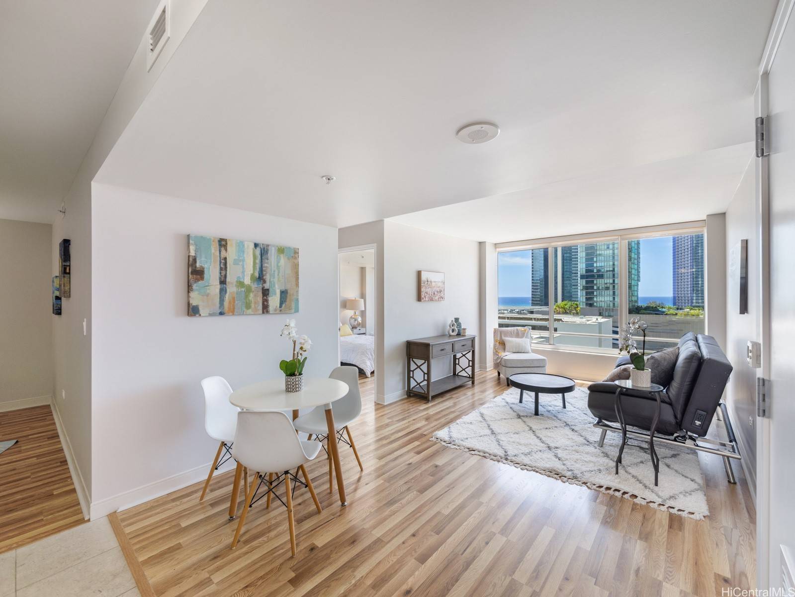 1009 Kapiolani BLVD #1505, Honolulu, HI 96814