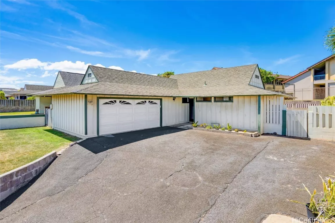 Kahului, HI 96732,709 Kaulu PL