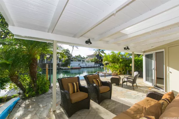 Honolulu, HI 96825,6266 Keokea PL