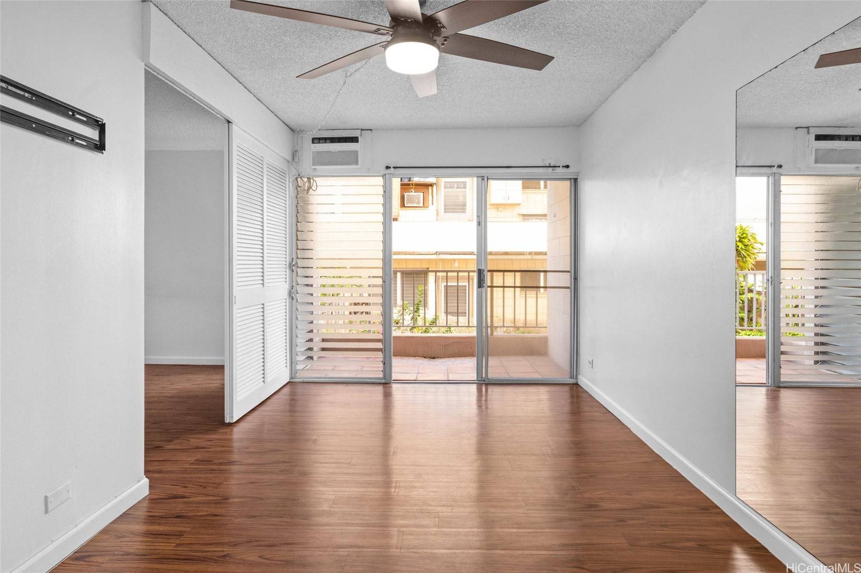 1459 Pele ST #208, Honolulu, HI 96813