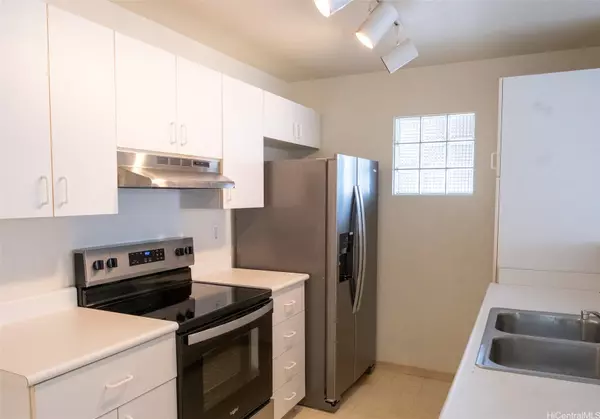 Ewa Beach, HI 96706,91-1201 Kaneana ST #1H