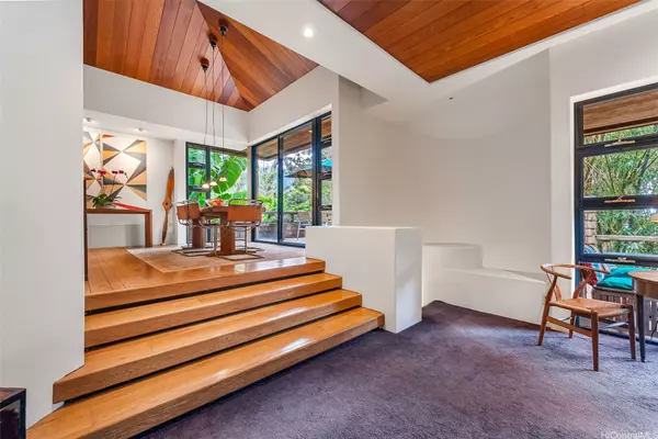 Honolulu, HI 96817,55-A Old Pali PL