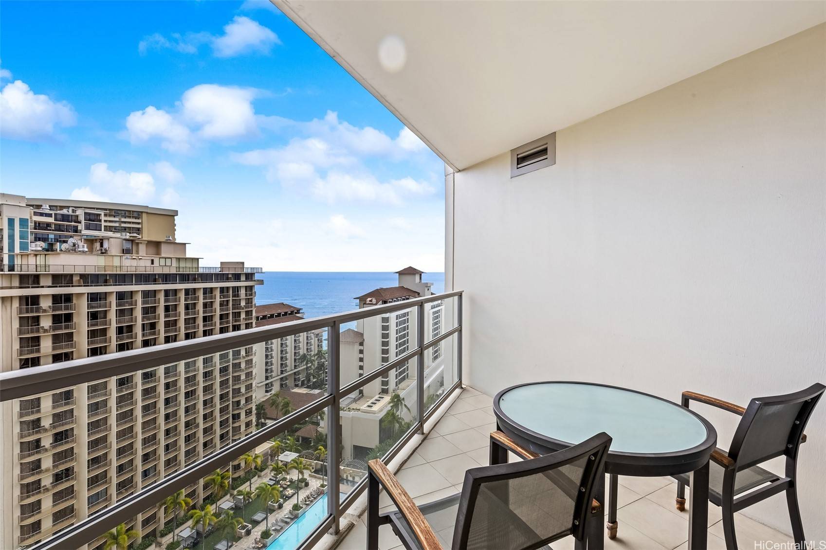 Honolulu, HI 96815,223 Saratoga RD #2106