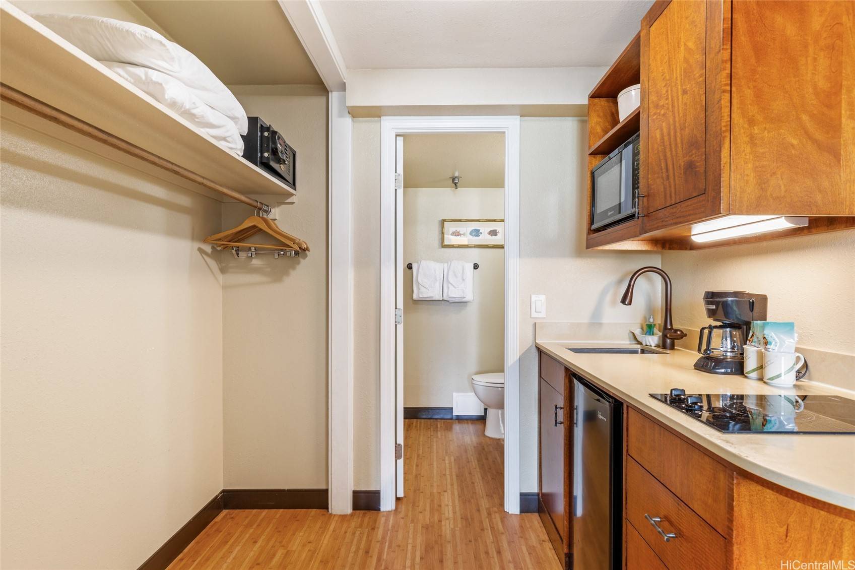Honolulu, HI 96815,2425 Kuhio AVE #705