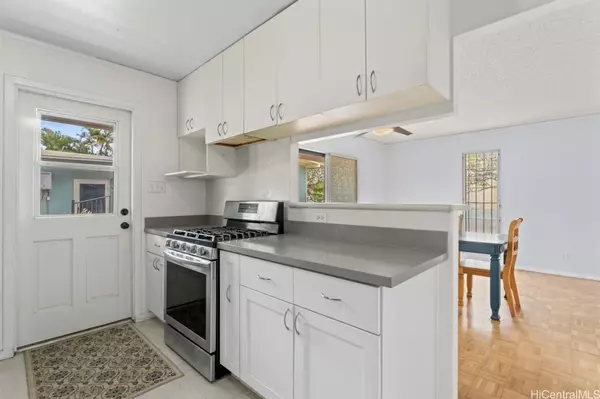 Honolulu, HI 96816,3117 Hunter ST