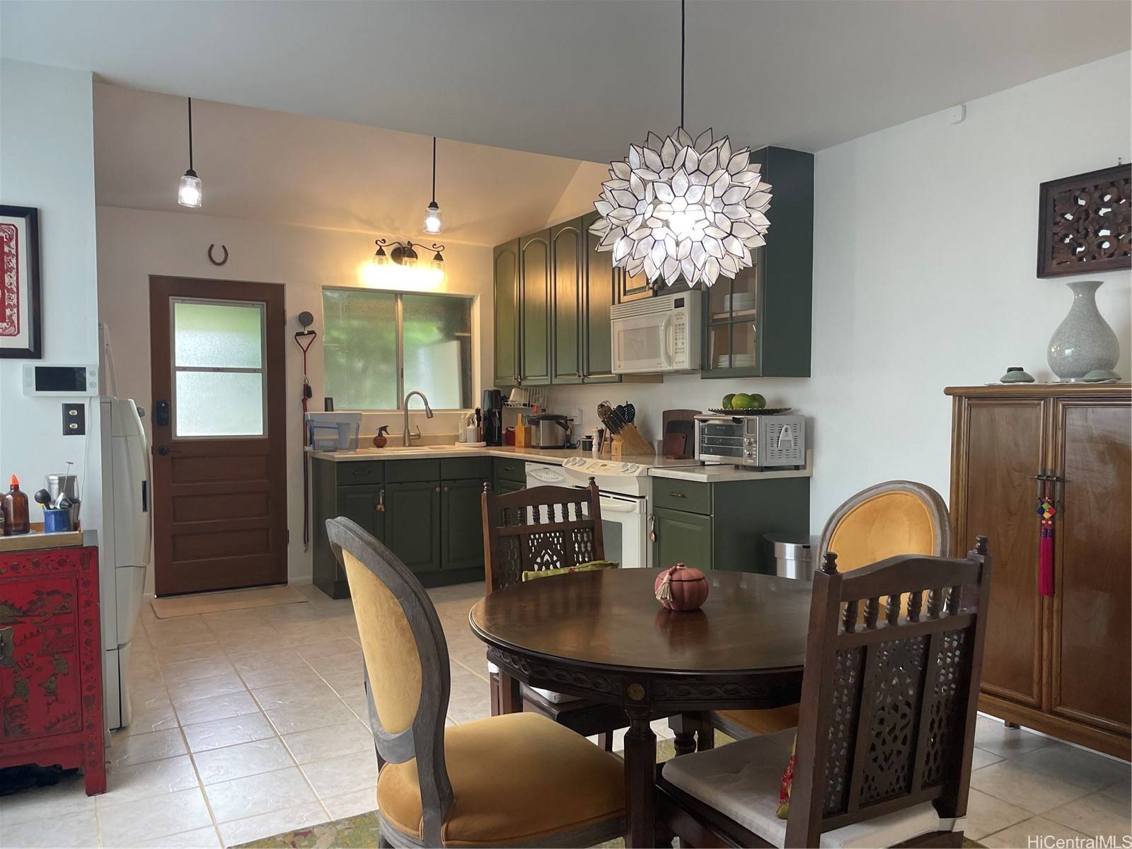 553 Pepeekeo ST #436CA, Honolulu, HI 96825