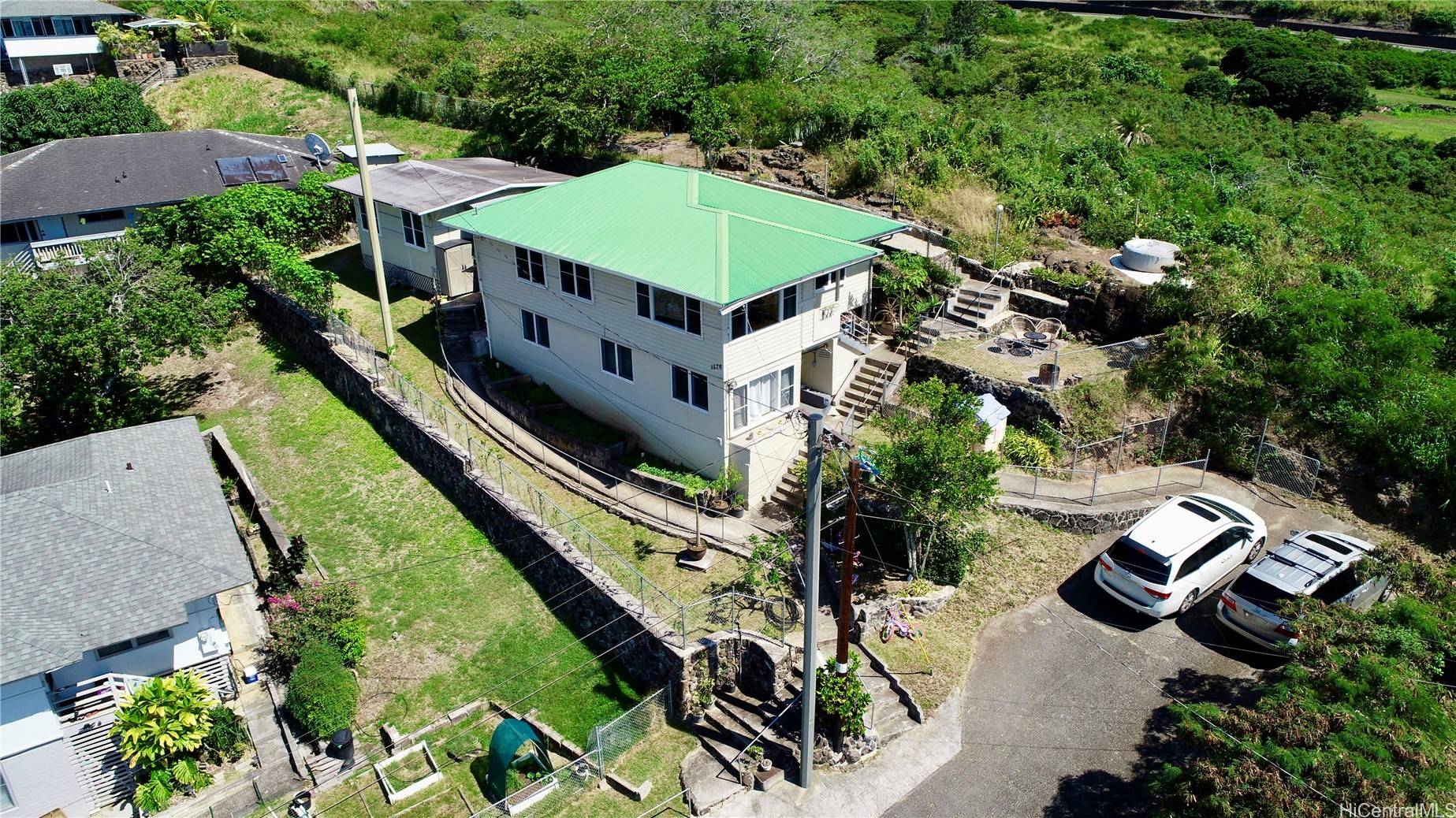 1576 Elua ST, Honolulu, HI 96819