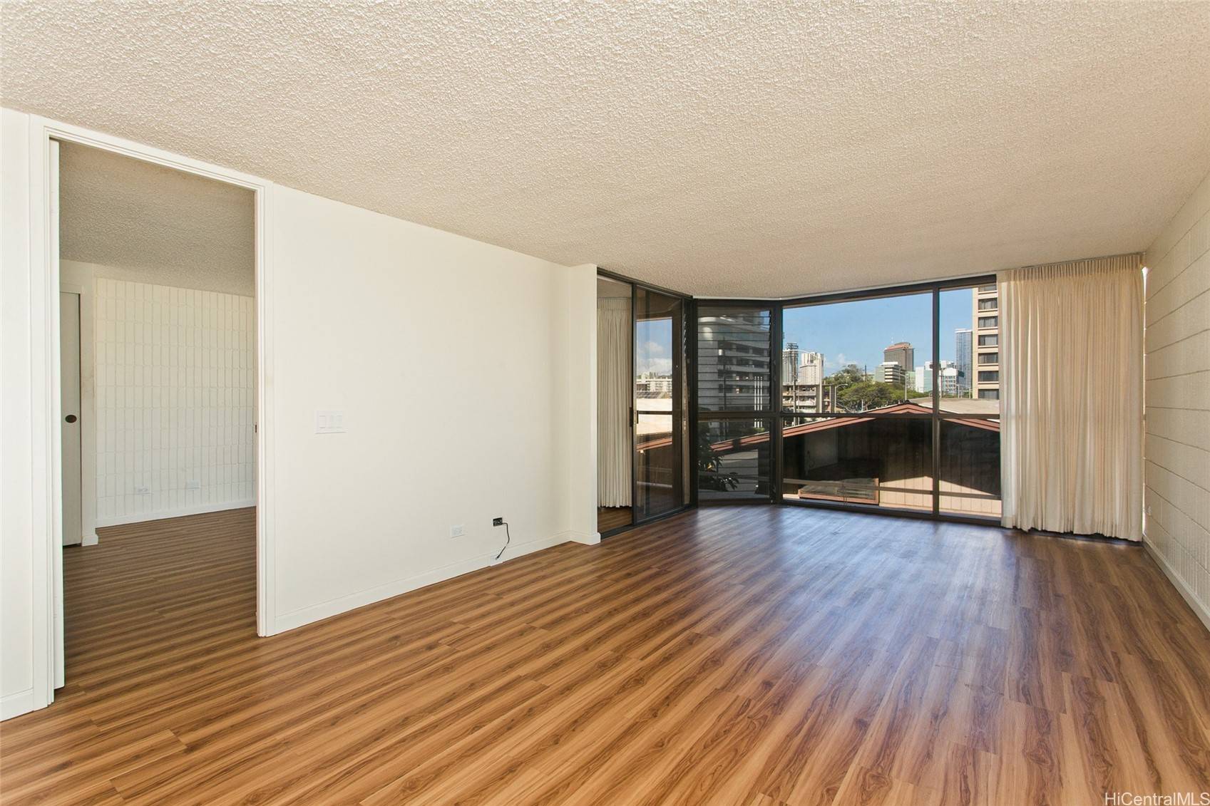 Honolulu, HI 96826,2334 Kapiolani BLVD #301