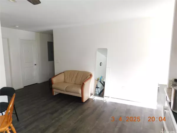 Honolulu, HI 96815,3214 Esther ST