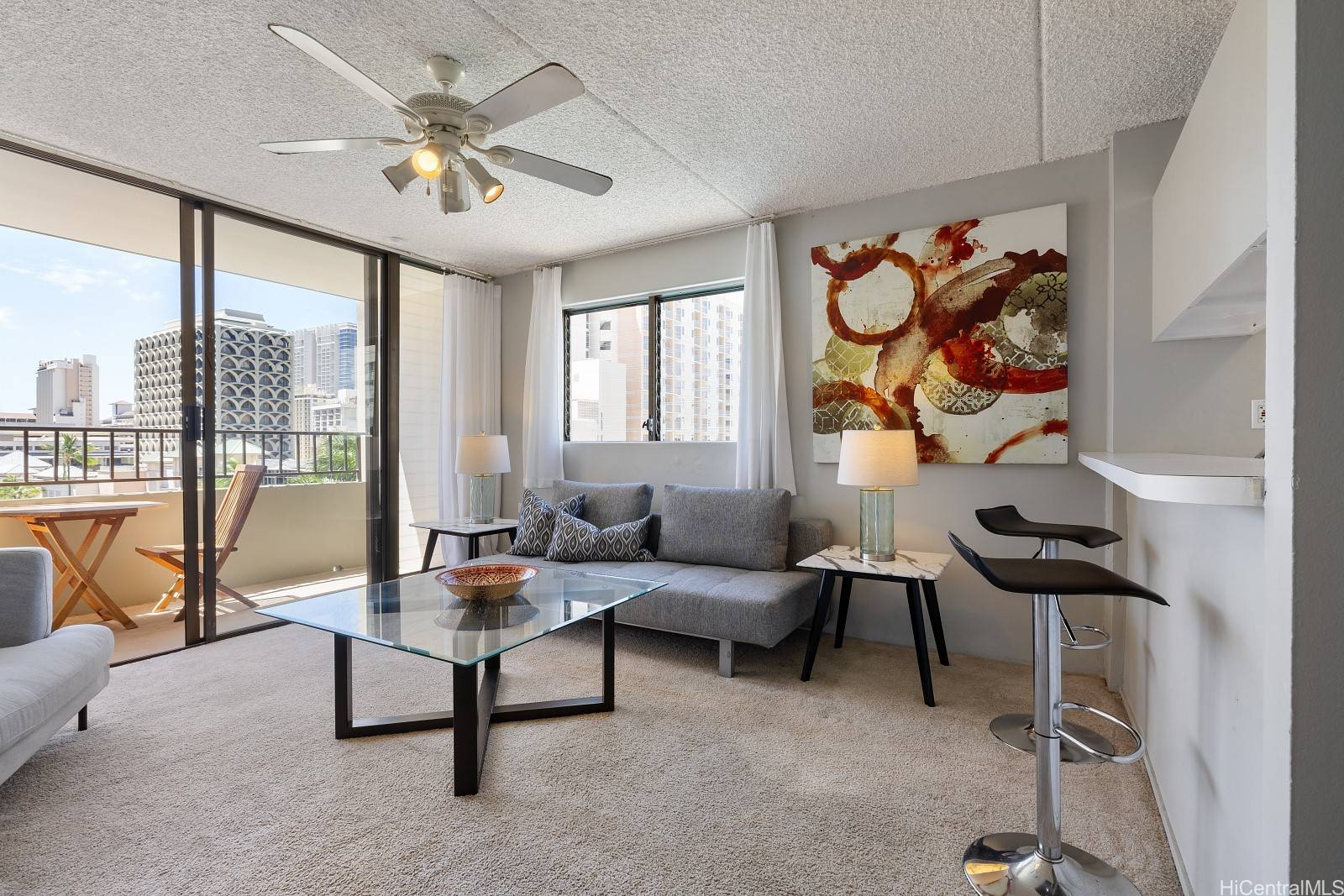 2240 Kuhio AVE #812, Honolulu, HI 96815