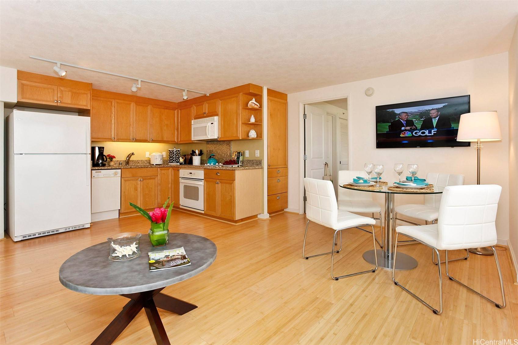 343 Hobron LN #1405, Honolulu, HI 96815