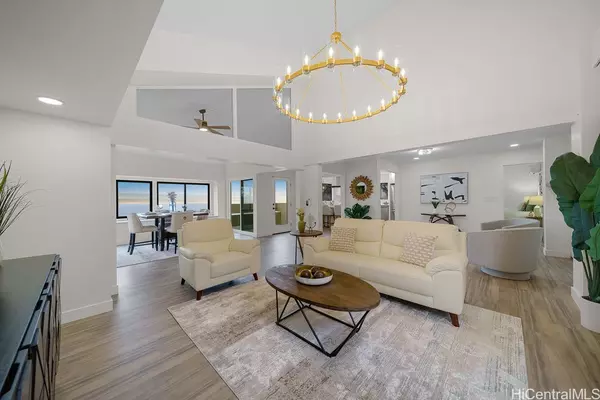1782 Laukahi ST, Honolulu, HI 96821