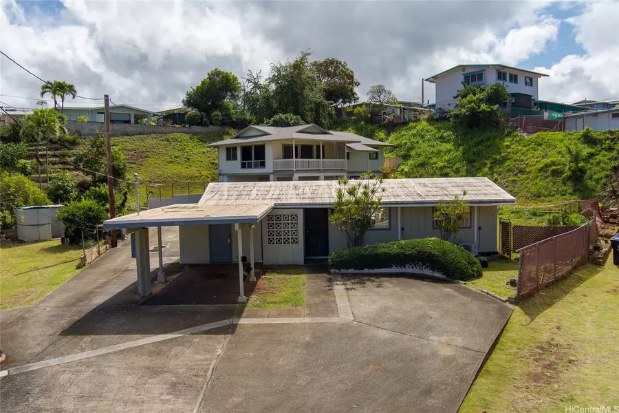 99-611 Alia PL, Aiea, HI 96701