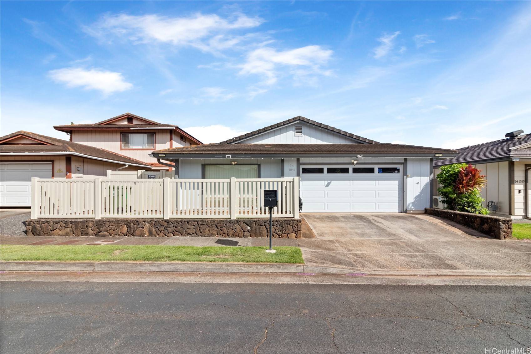 94-1041 Puana ST, Waipahu, HI 96797