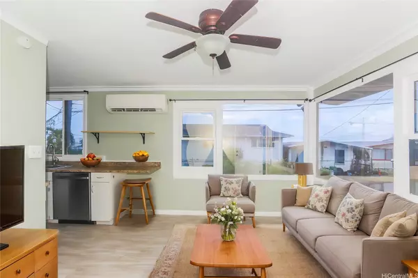 Honolulu, HI 96817,908 Simon RD